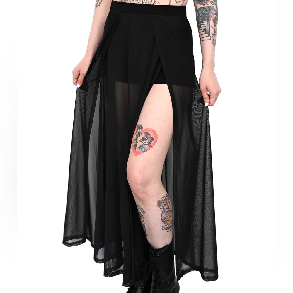 NWOT - Foxblood - Mesh Darla Maxi Skirt With Built in Shorts - Size Small Black